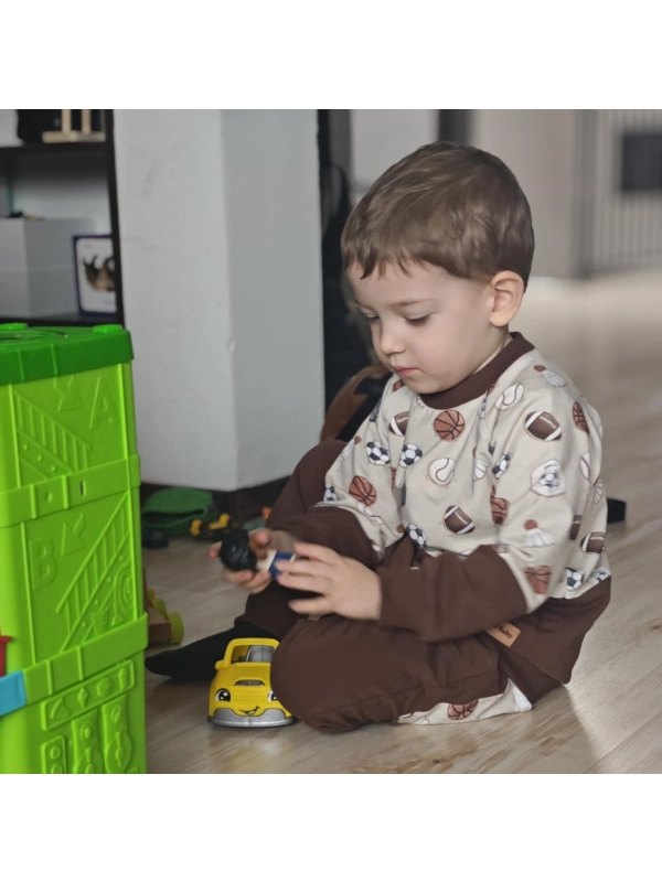 Komplet dresowy sport z czekoladą